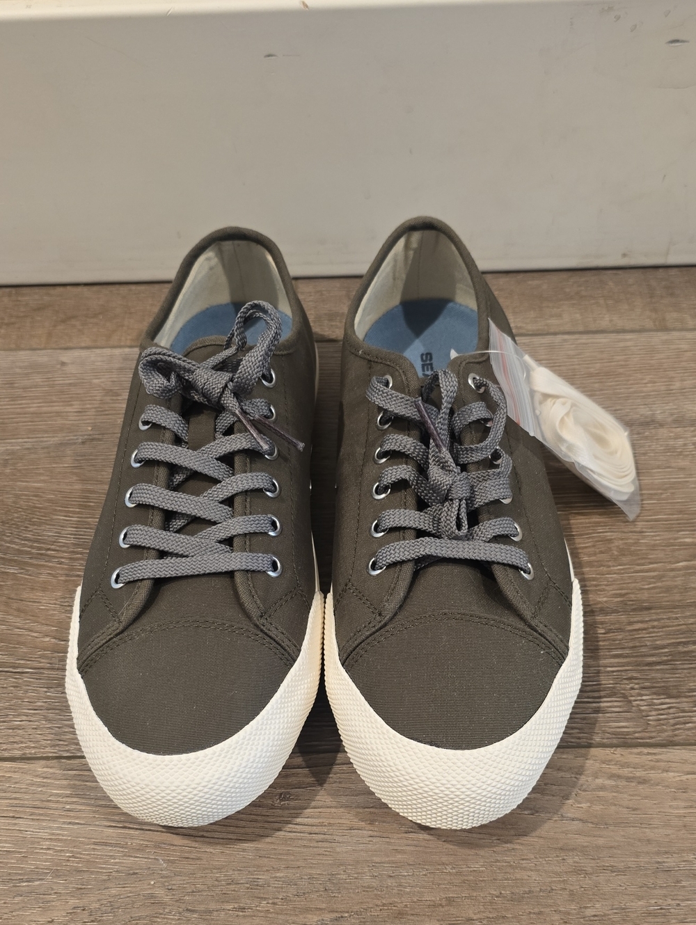 Women's SeaVees Nylon Sneakers in Olive, New In Box, 8.5